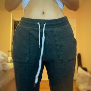 Aerie Joggers/Sweatpants Size L